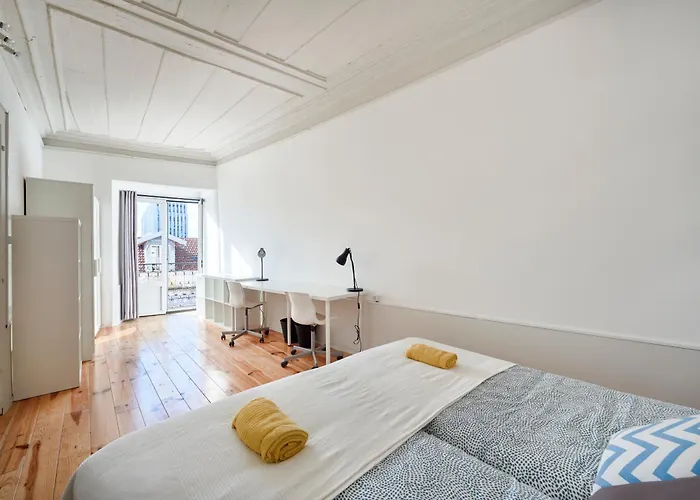 Гостевой дом Amazing At Cais Do Sodre Лиссабон